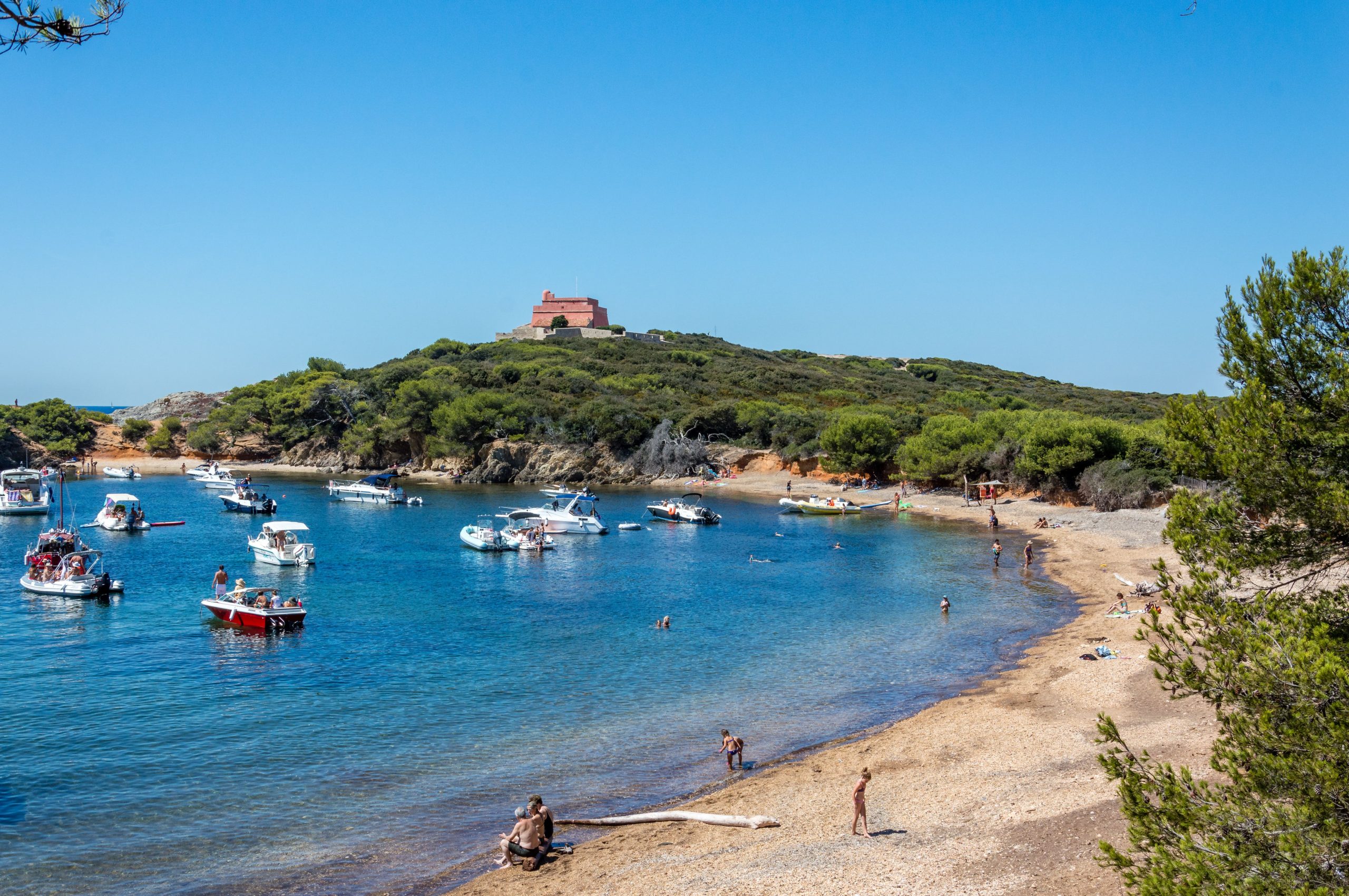 cap negre grand hotel moriaz